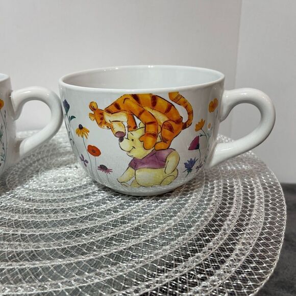 Disney Winnie the Pooh Among the Flowers Soup Mugs with handle set of 2 NWT - Picture 2 of 9